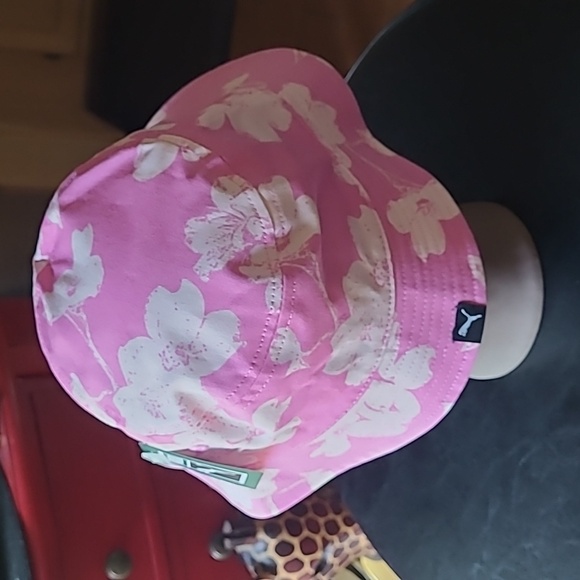 Puma Floral Bucket Hat - Picture 3 of 6